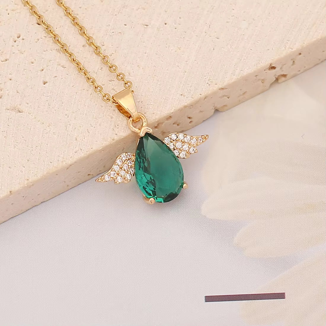 Green Fairy Wings Pendant Chain
