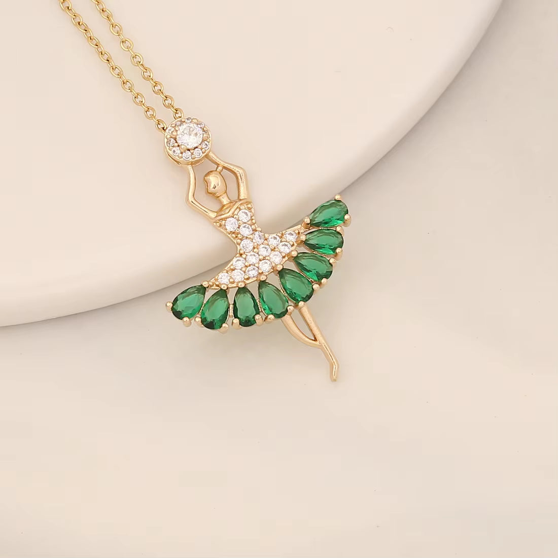 Green Ballerina Pendant Chain
