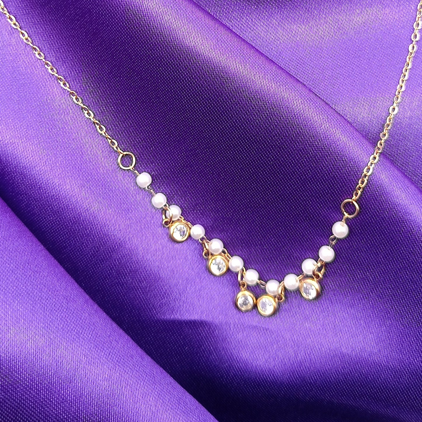 Gold Toned Pearl and Stone Hanging Charms Chain