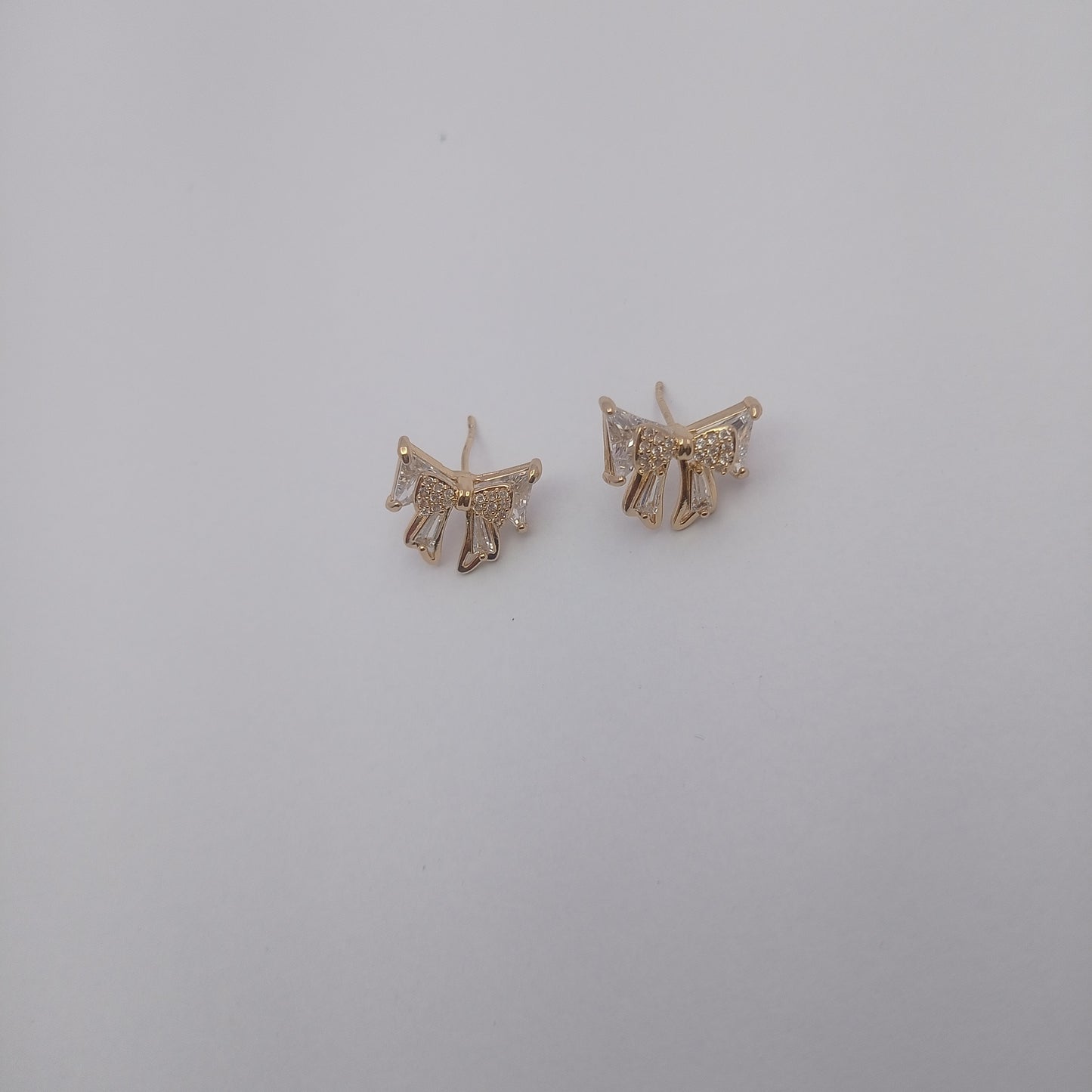 Crystal Ribbon Earring
