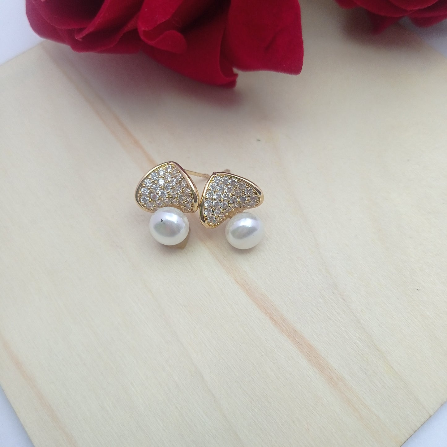 Pearl Leaf Earring
