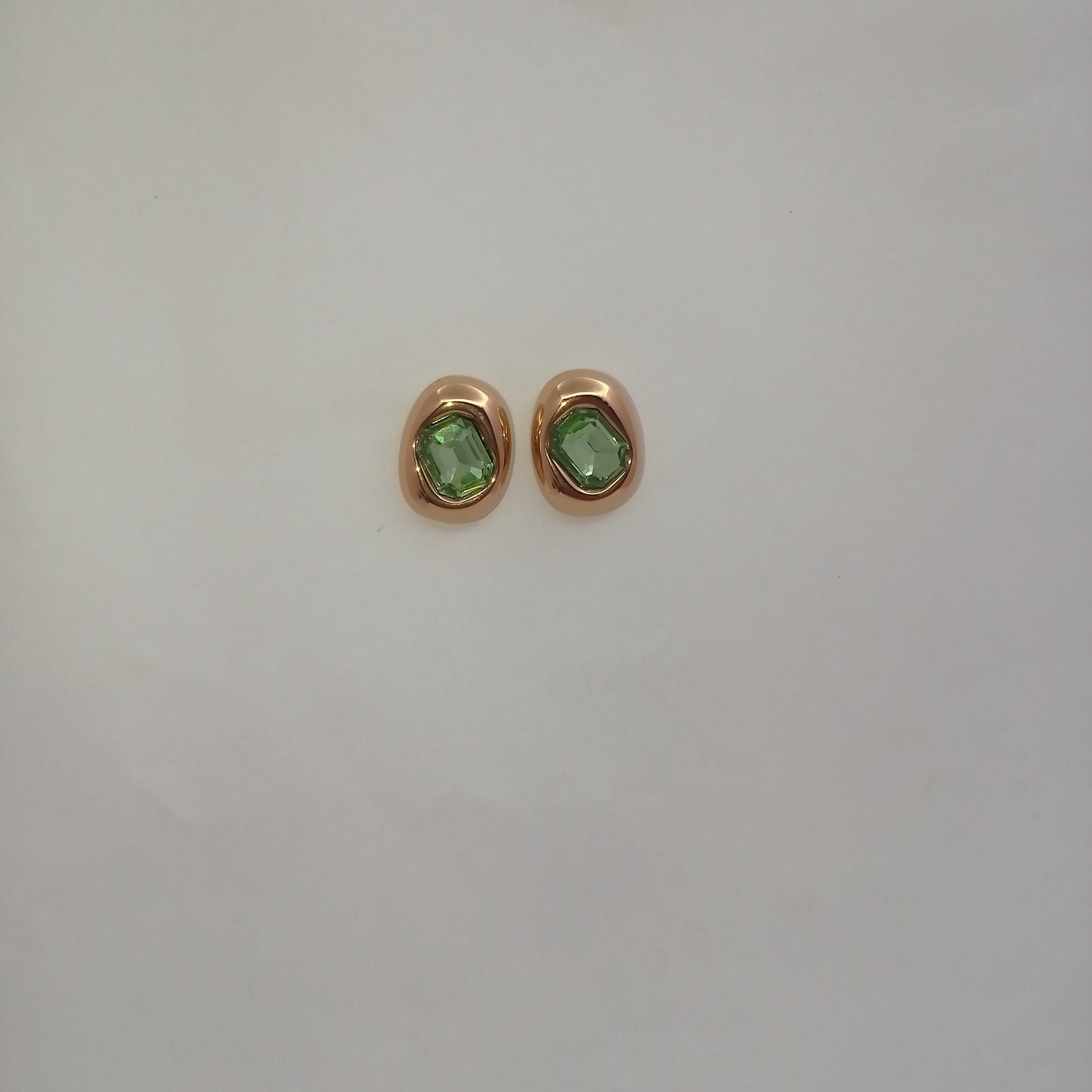 Emerald Glow Earring