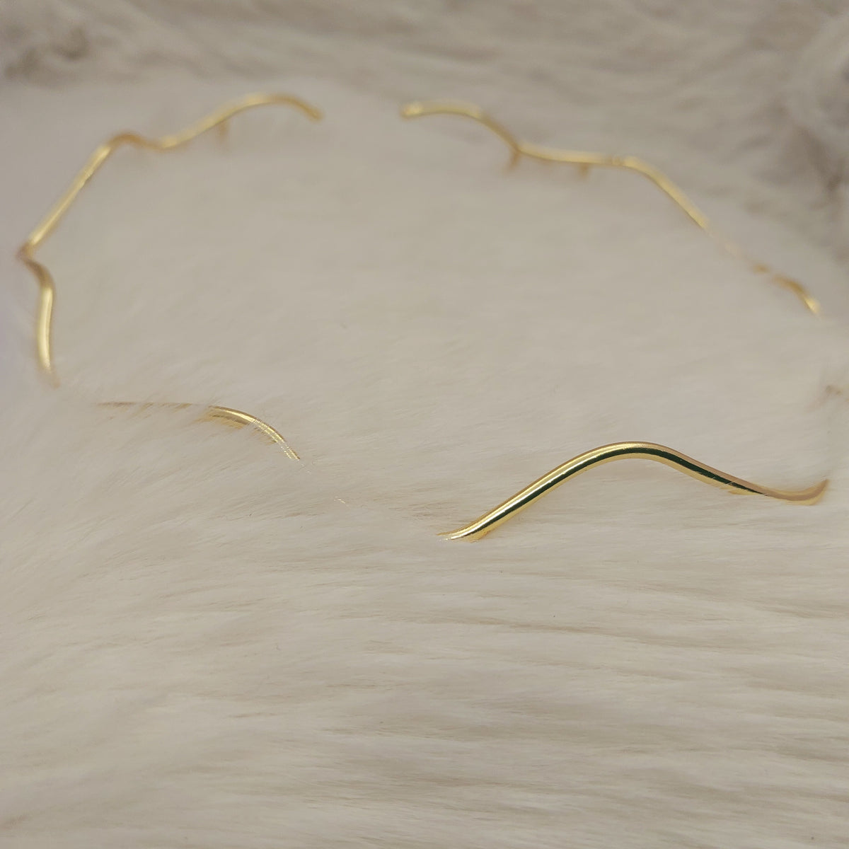 Golden Wave Hair Accessory