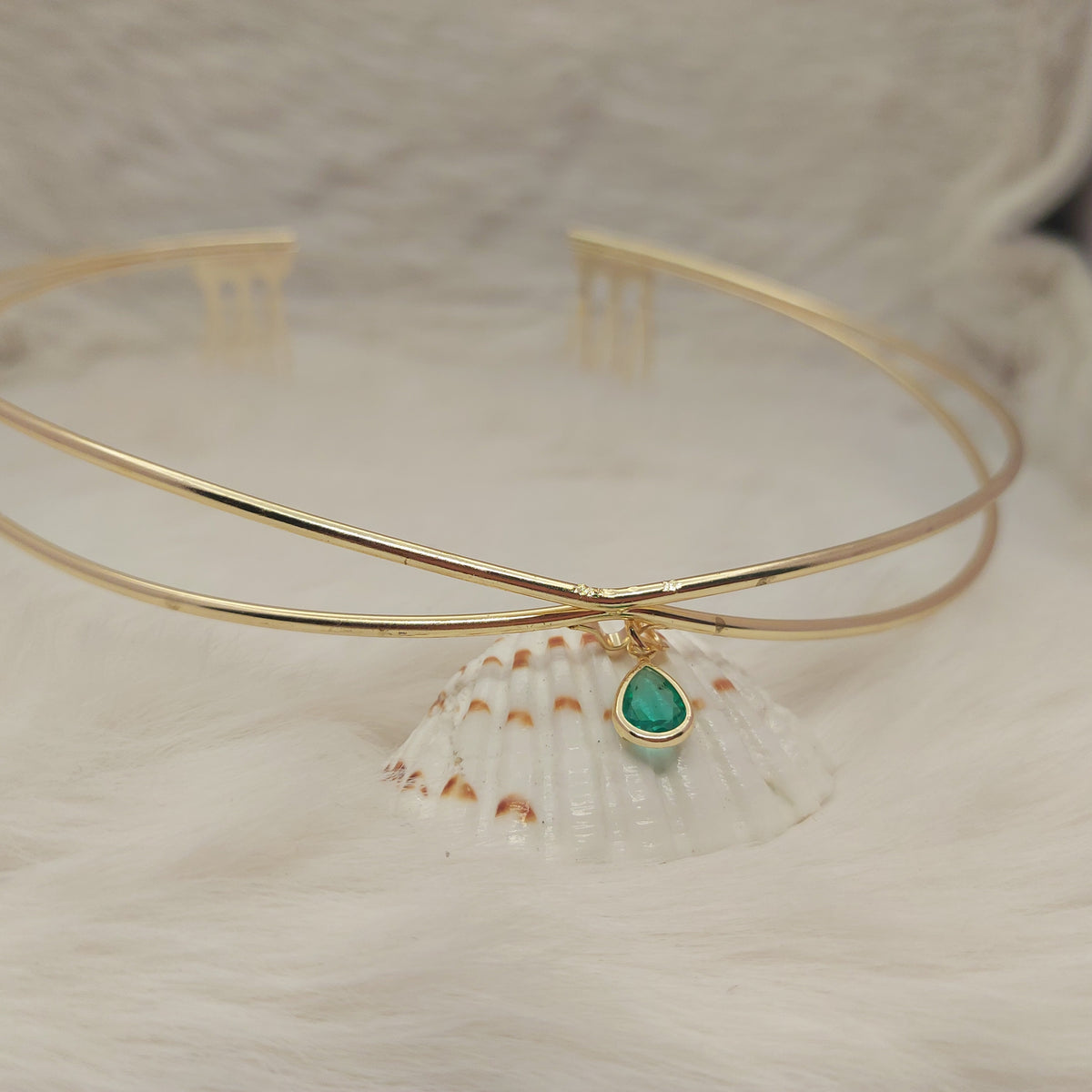 Emerald Charm Hair Accessory