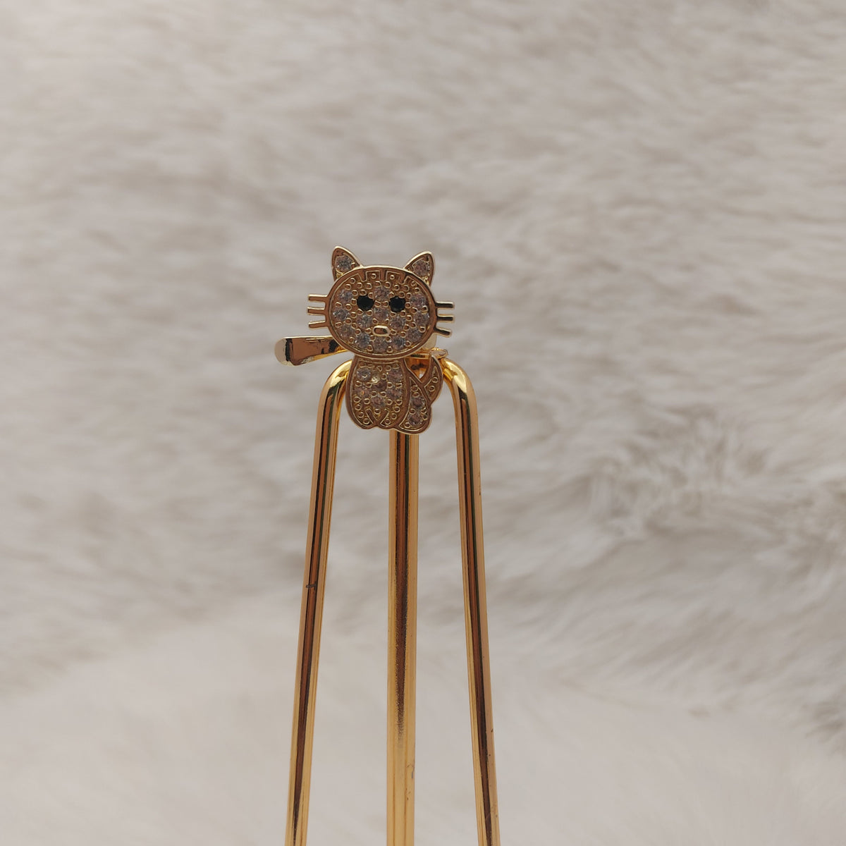 Golden Kitty Ear Cuff - Medium