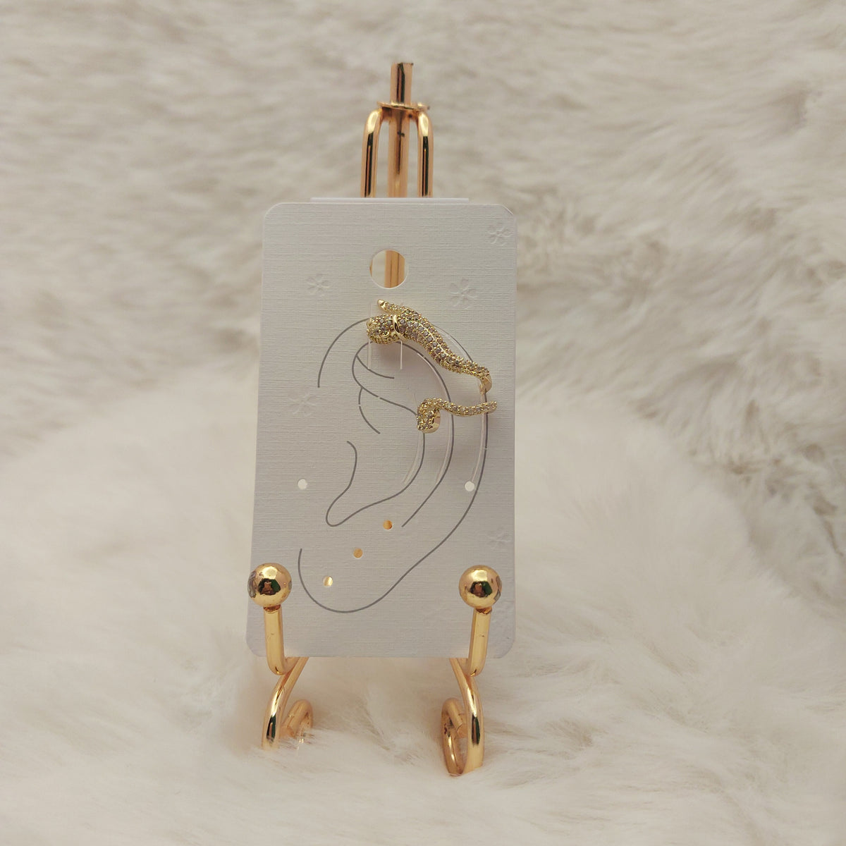 Wild Elegance Ear Cuff - Medium