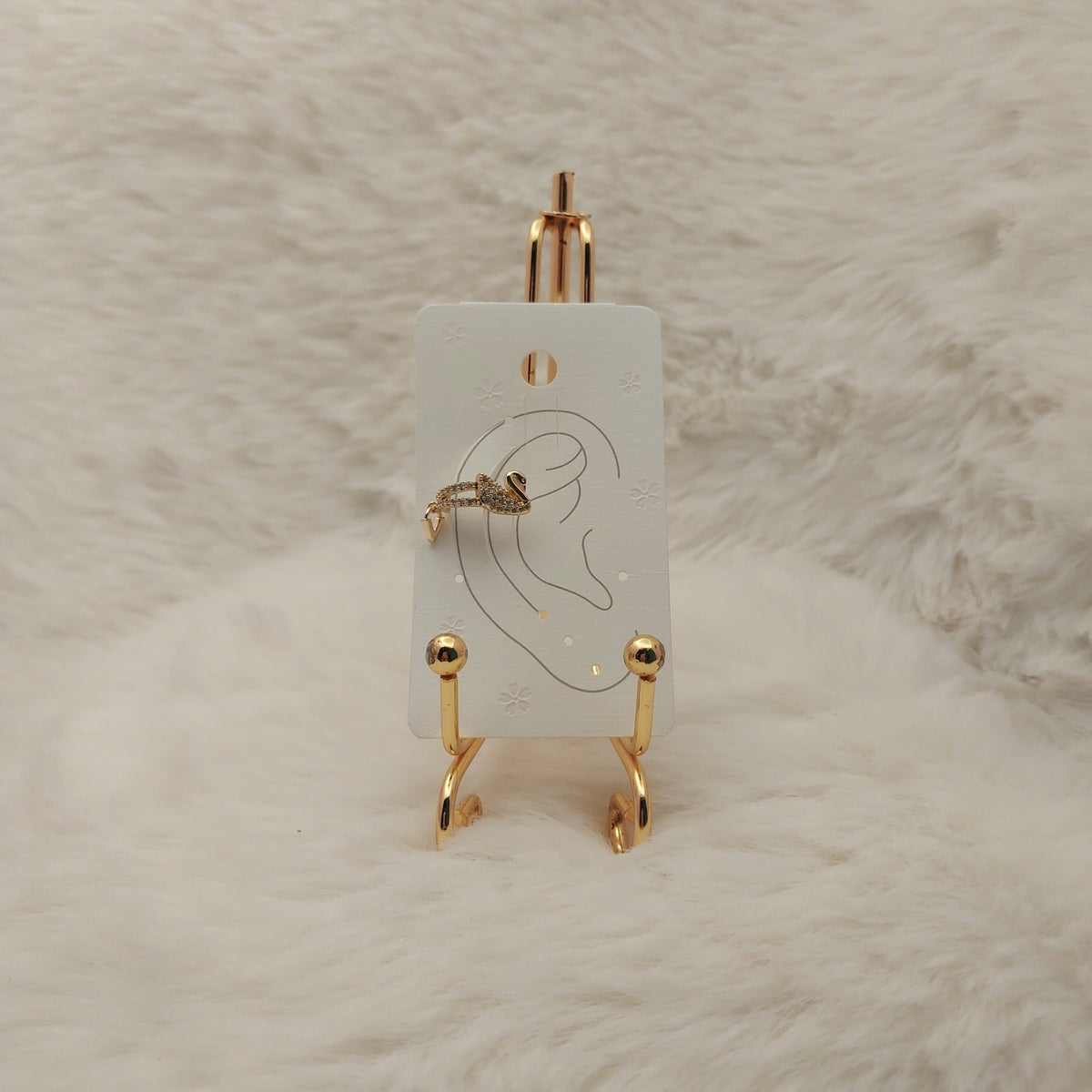 Swan Elegance Ear Cuff - Medium