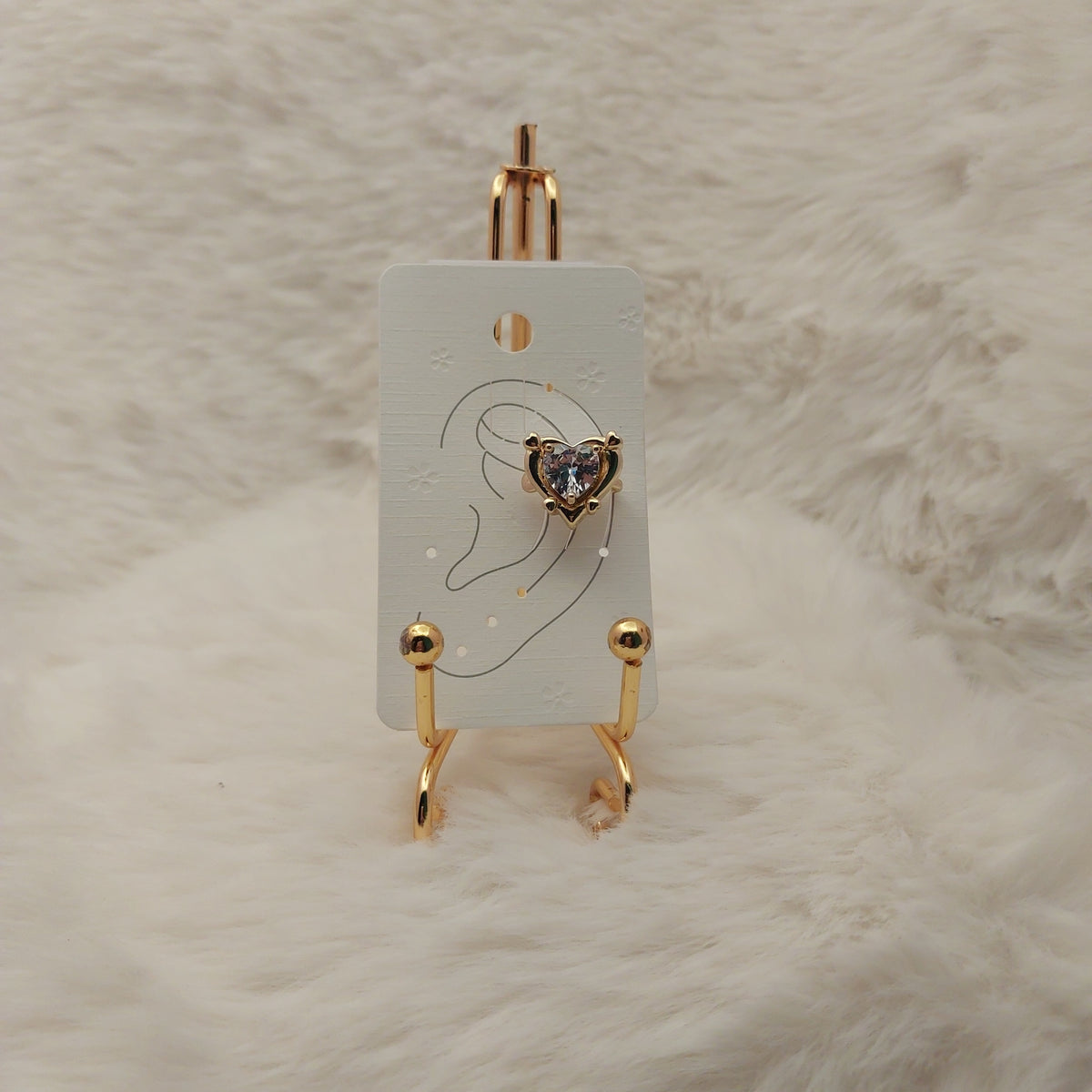 Infinite Hearts Ear Cuff - Medium