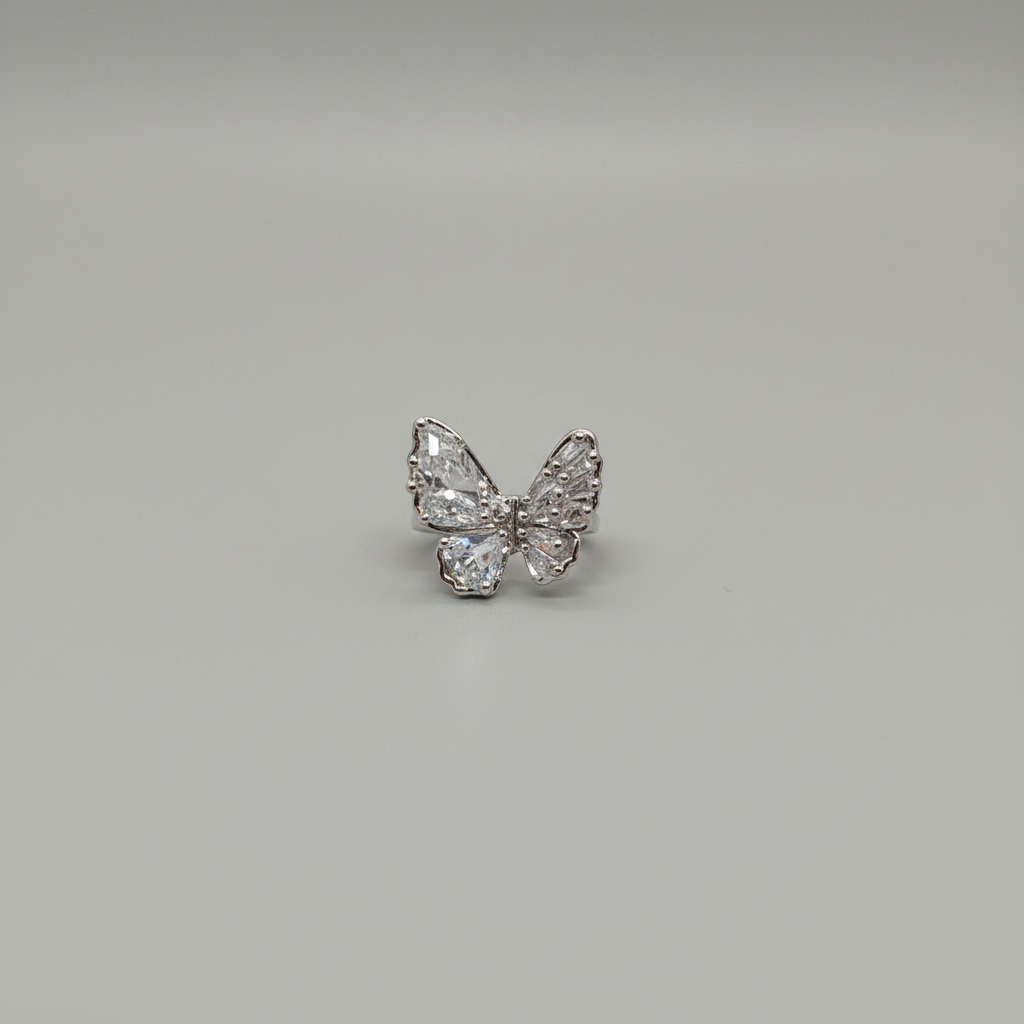 Aurora Flutter Ear Cuff - Medium