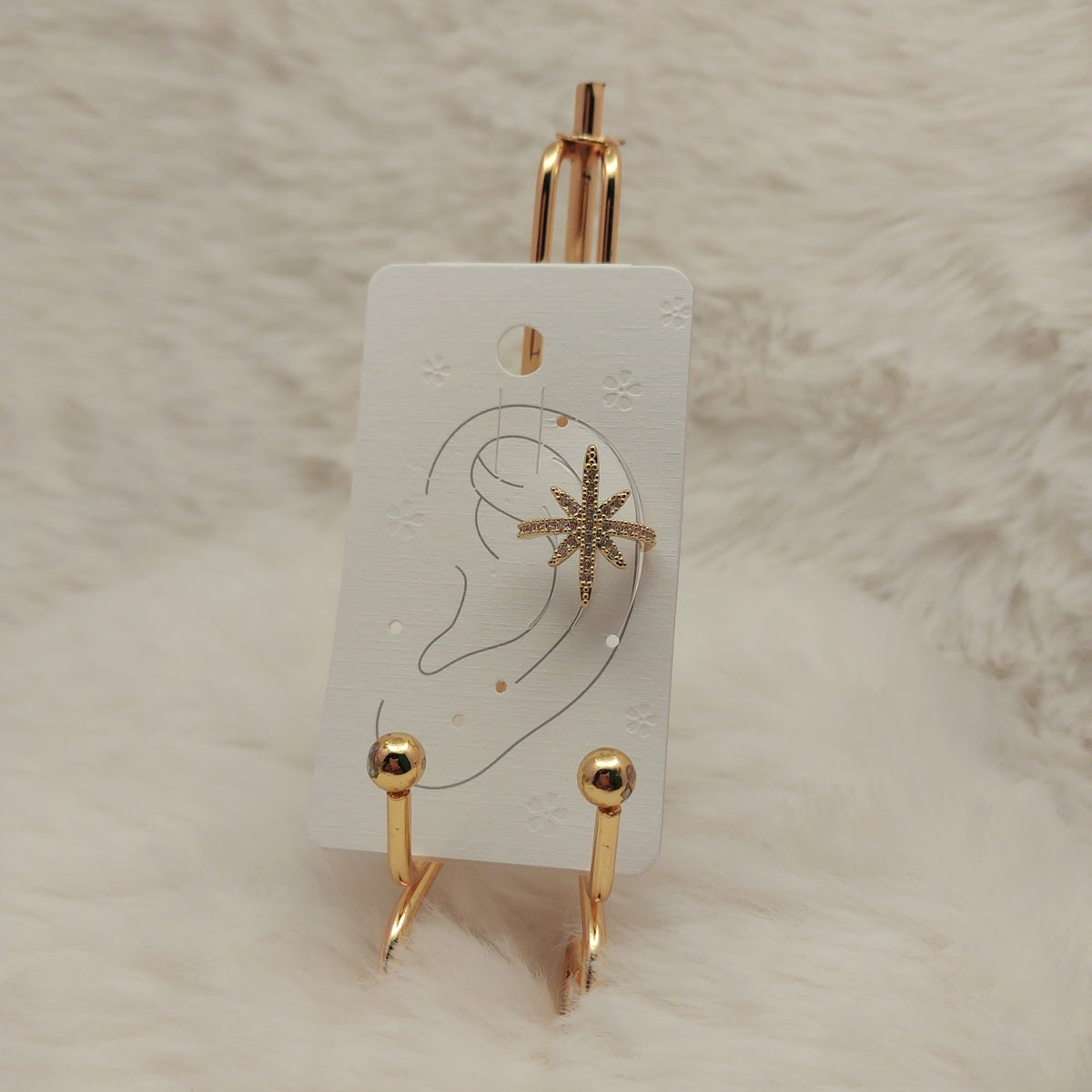 Celestial Star Ear Cuff - Medium
