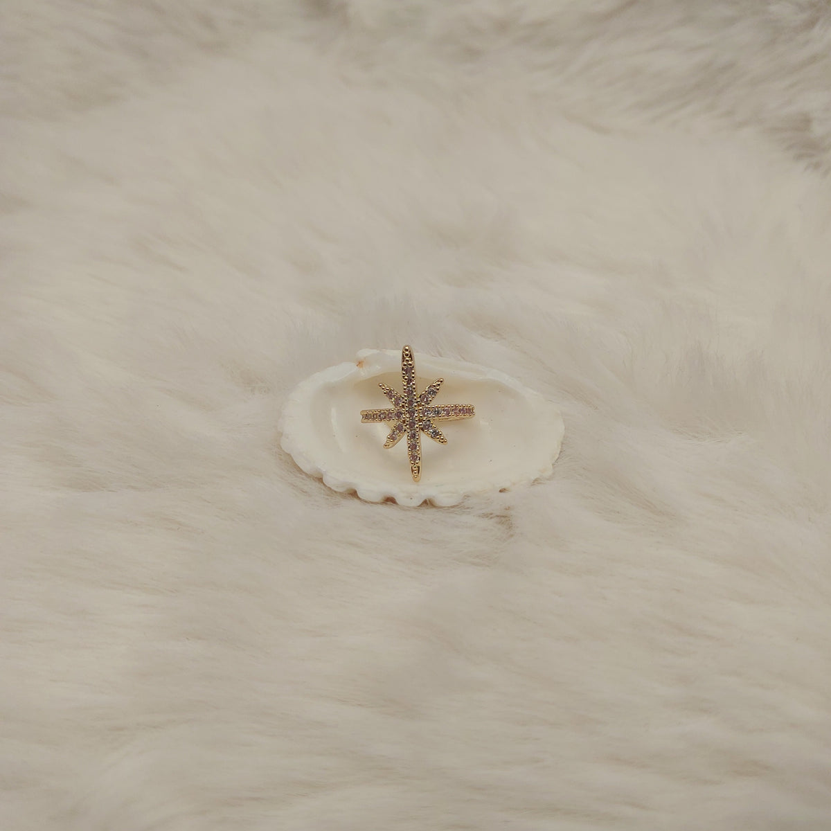 Celestial Star Ear Cuff - Medium