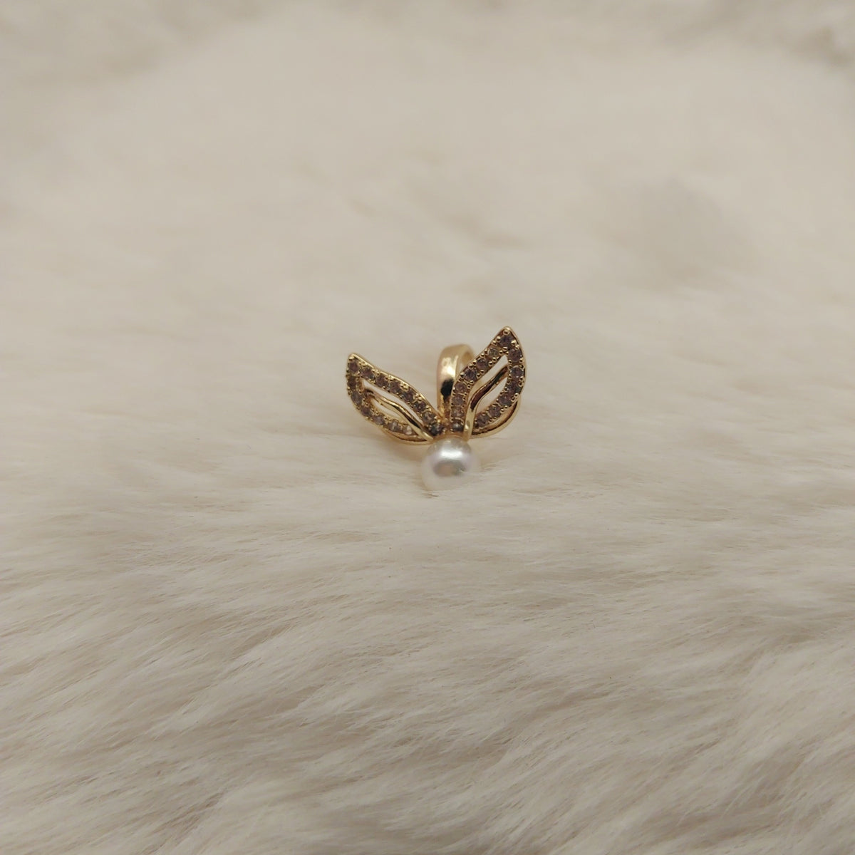 Woodland Grace Ear Cuff - Medium