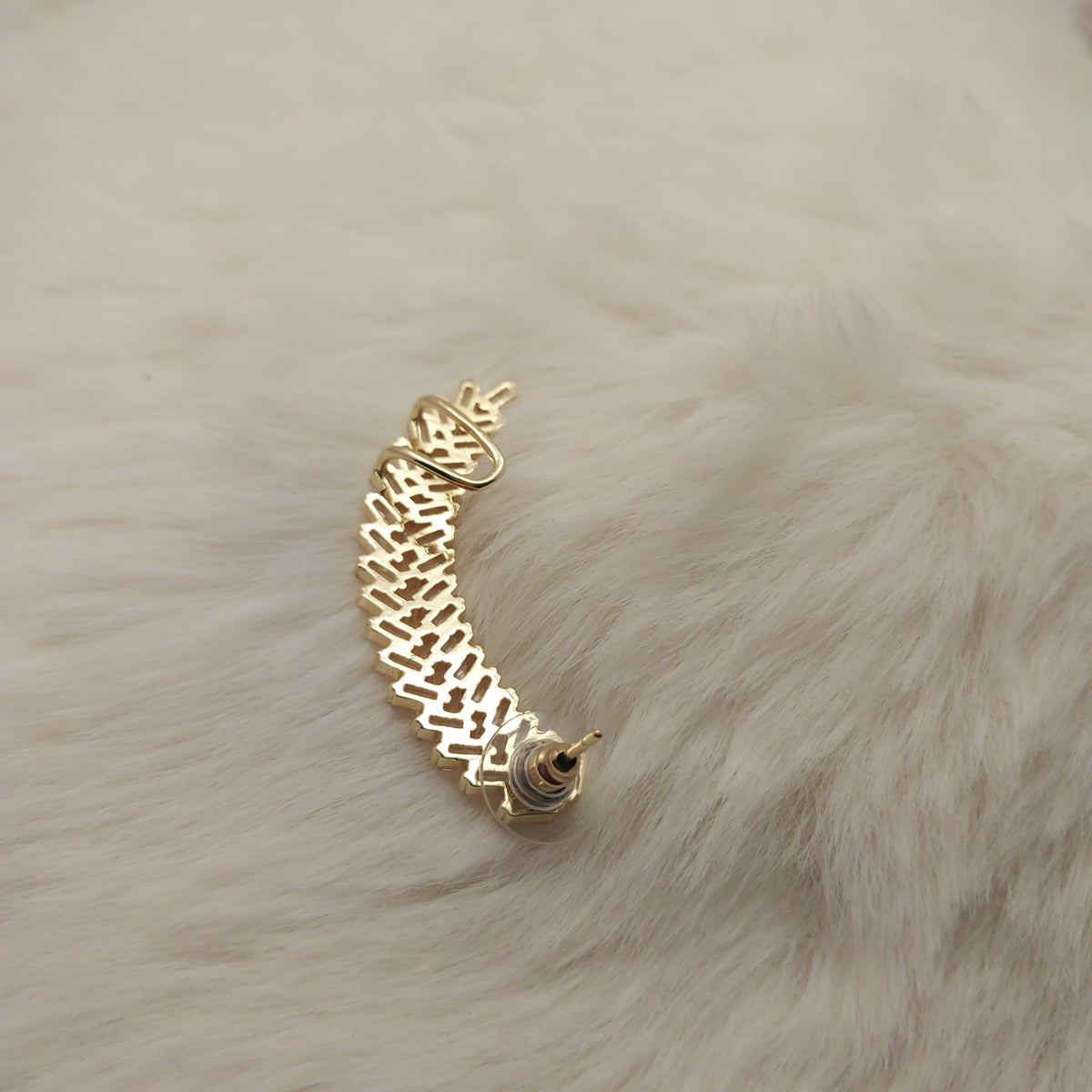 Crystal Avenue Ear Climber - Large