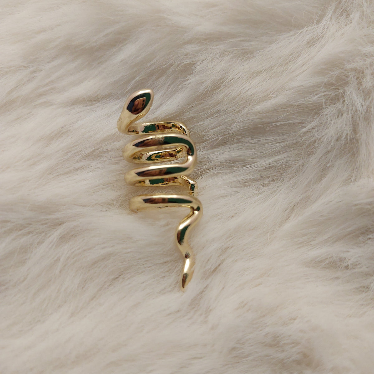 Sleek Serpent Ear Cuff - Small