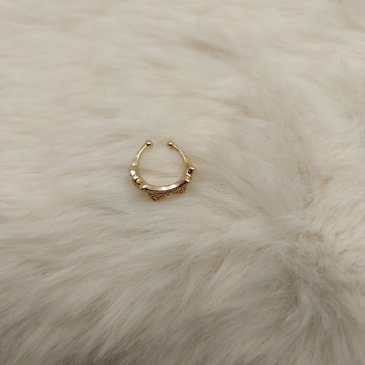 Royal Crest Ear Cuff - Small
