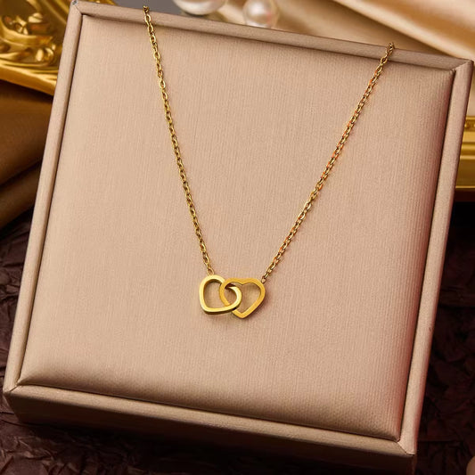 Intertwined Love Pendant Chain
