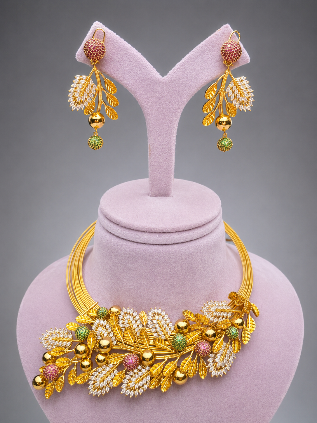 Grape vine Stone Gold Plated Necklace Set