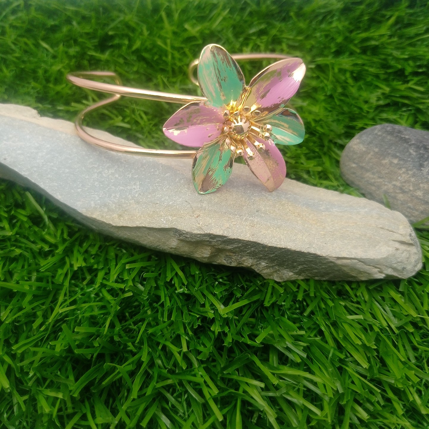 Hawaiian Flower Gold-Plated Cuff Bangle