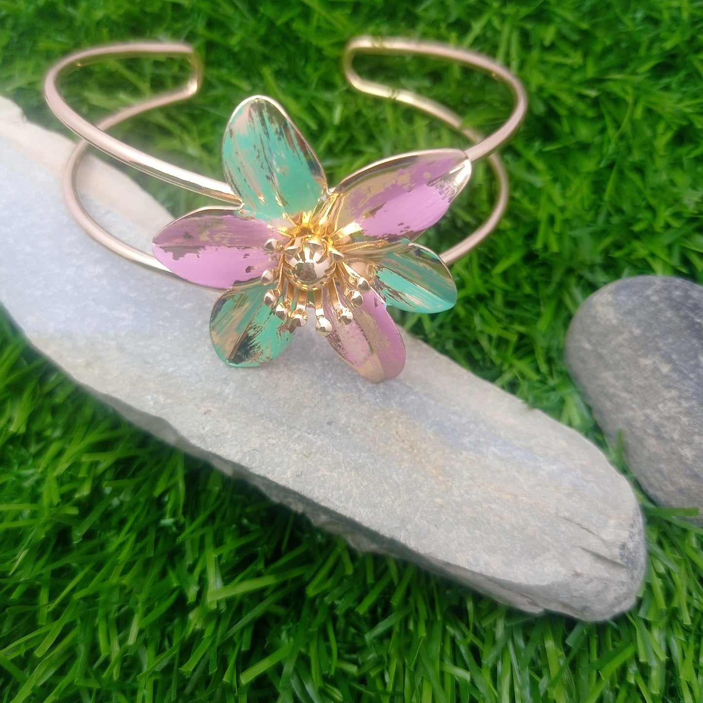 Hawaiian Flower Gold-Plated Cuff Bangle