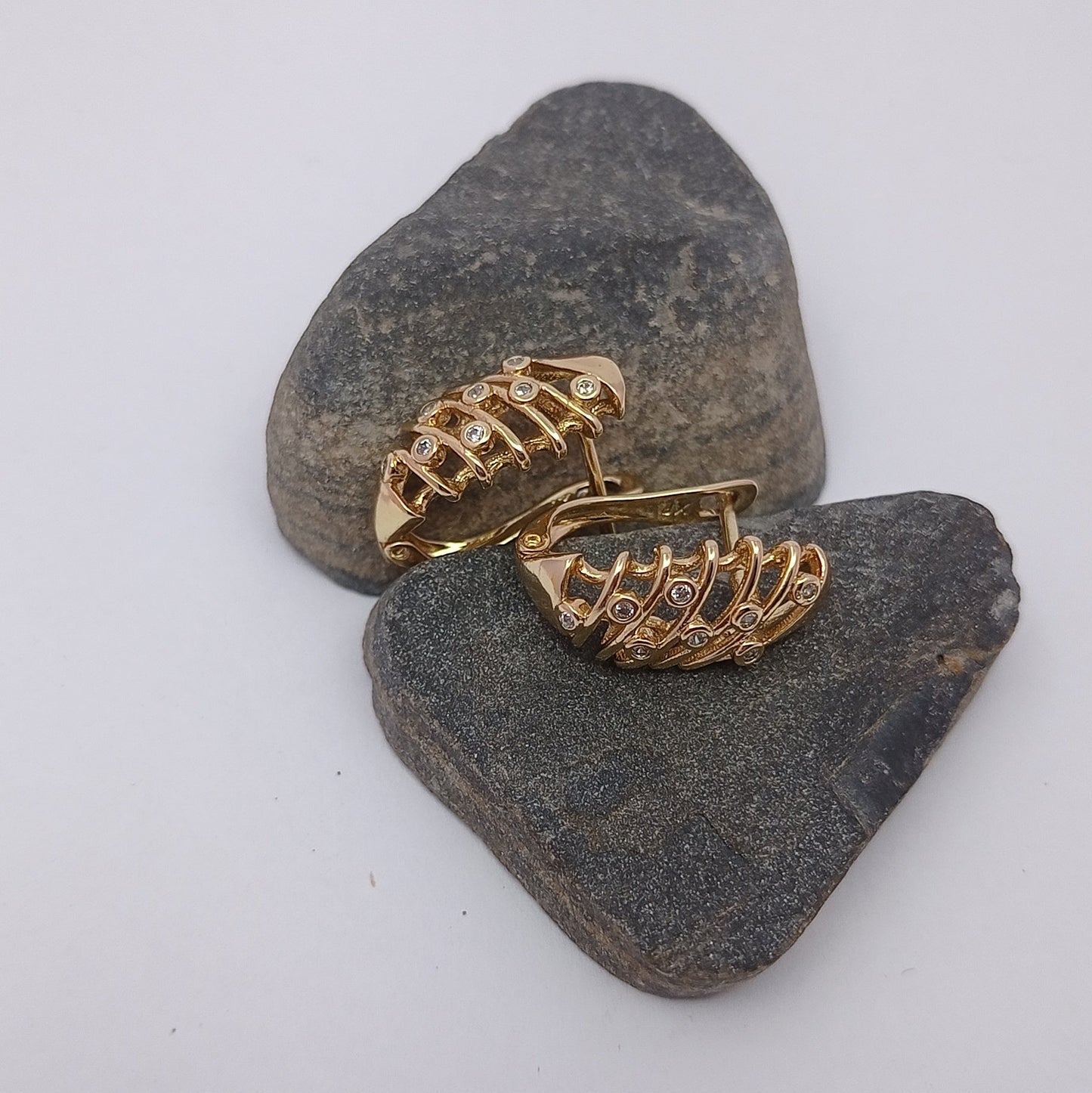 Zig Zag Hoop with Stones Earring