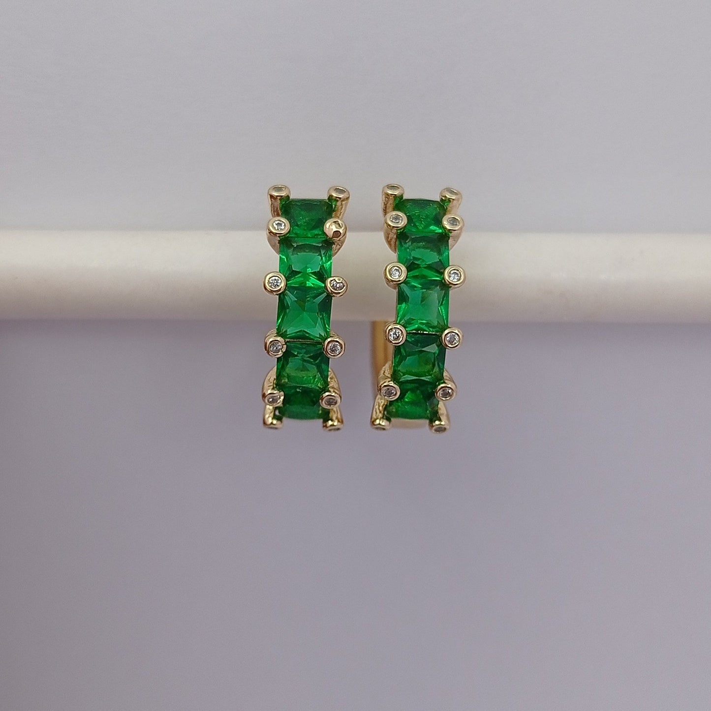 Green Stone Ring Earring