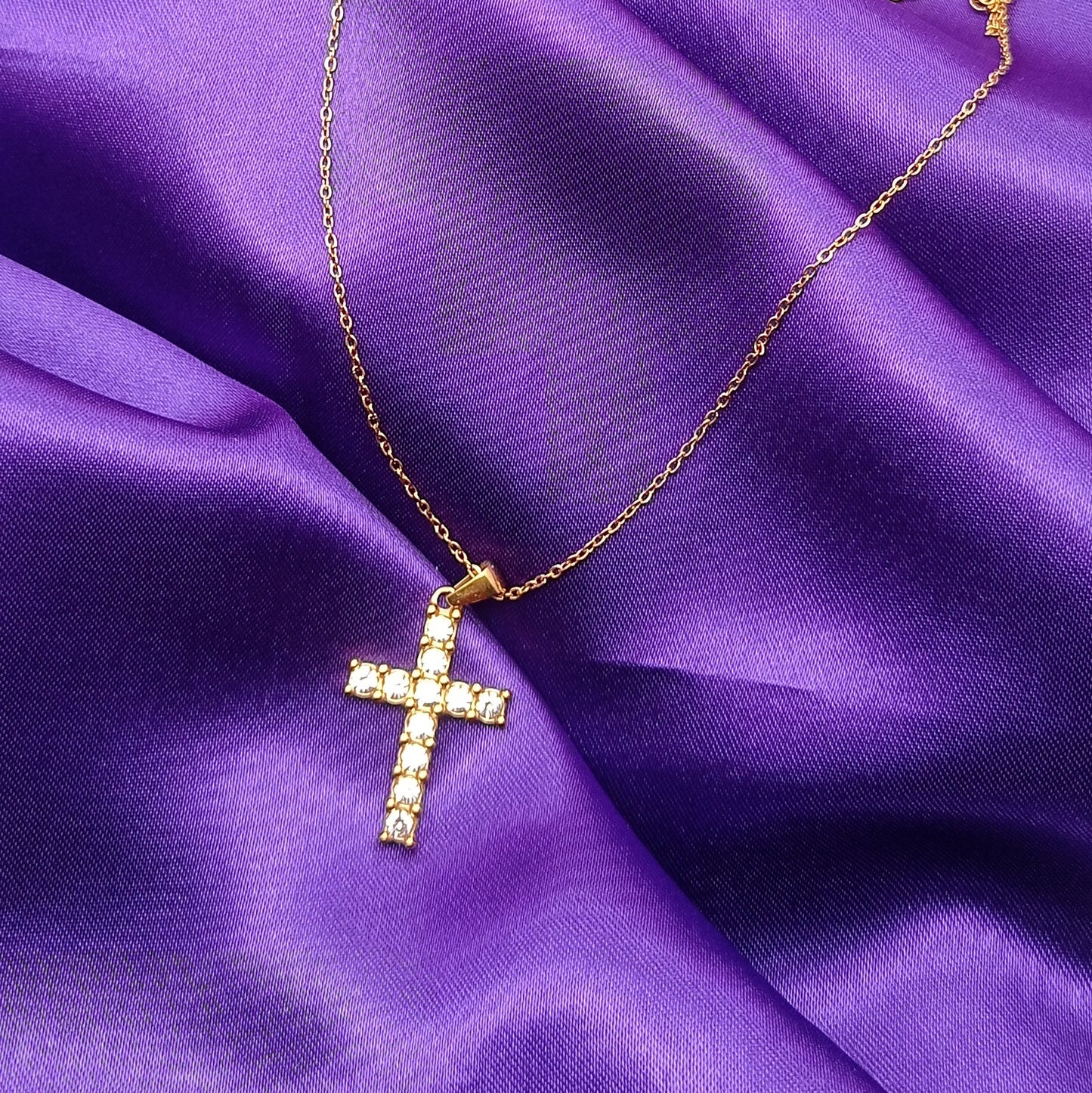 Jesus Cross White Stone Pendant Chain