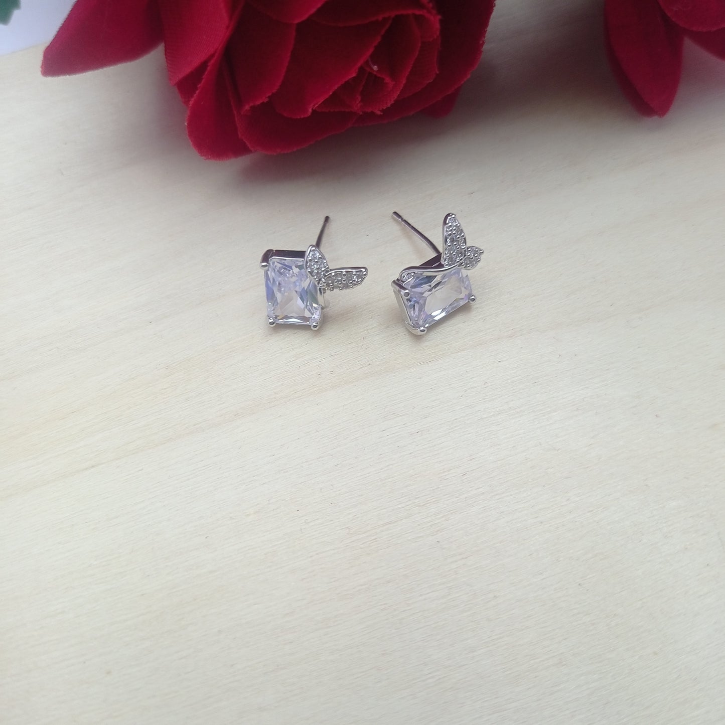 Mermaid Glow Earring