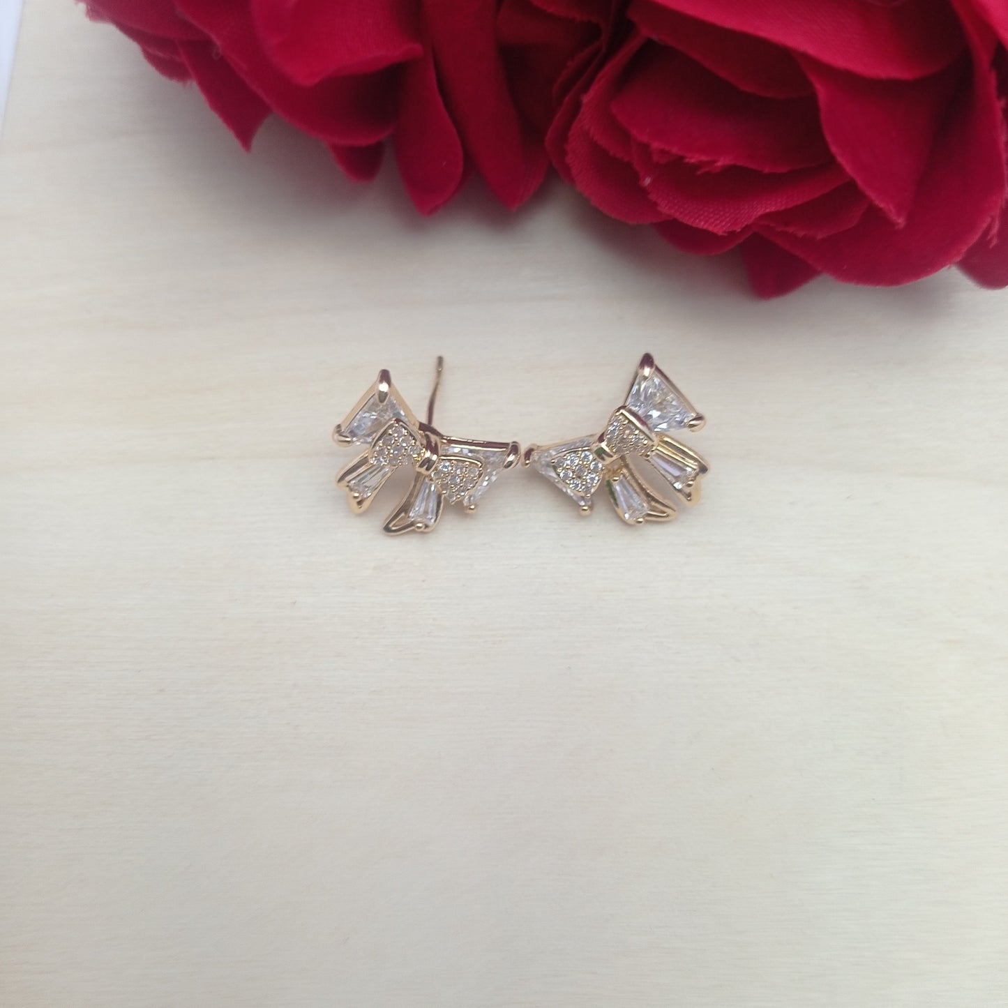 Crystal Ribbon Earring