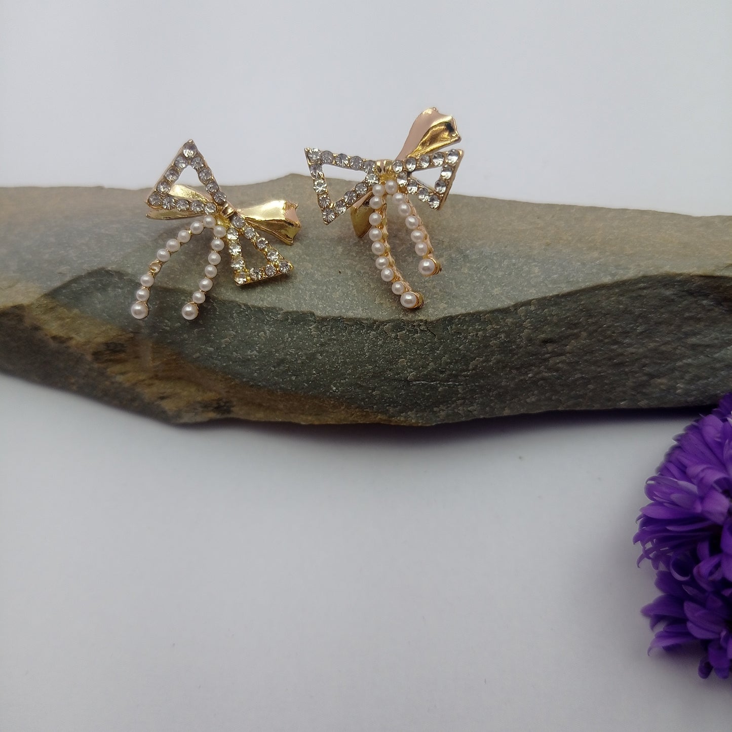 Pearl Bow Luxe Earring