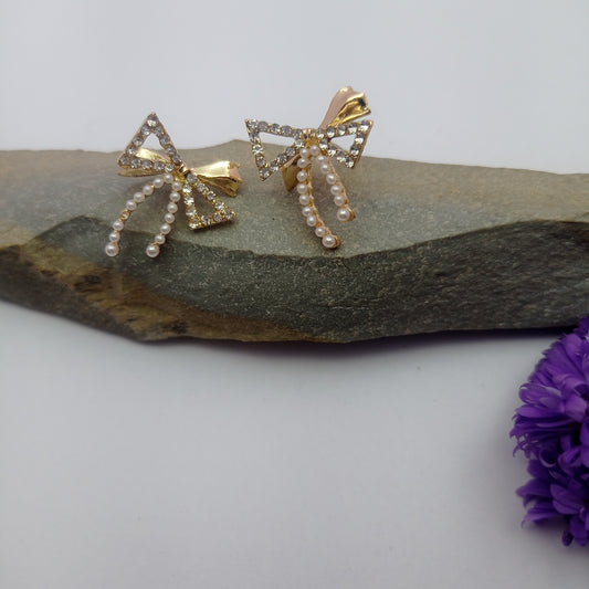 Pearl Bow Luxe Earring