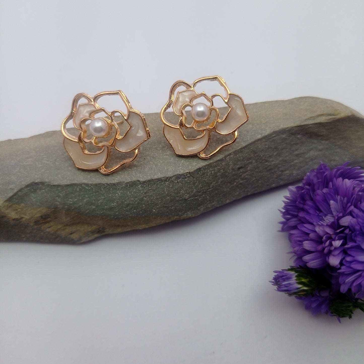 Golden Bloom Earring