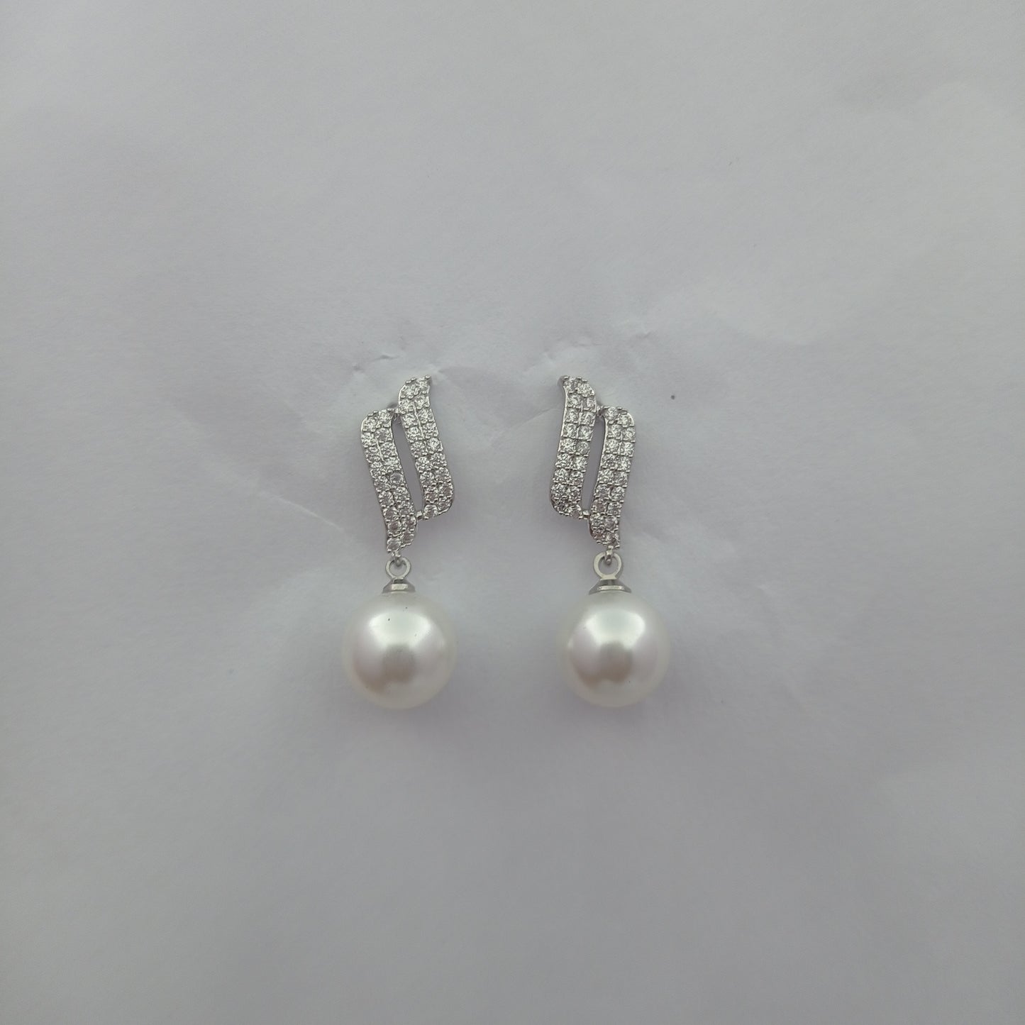 Silver Melody Pearl Earring