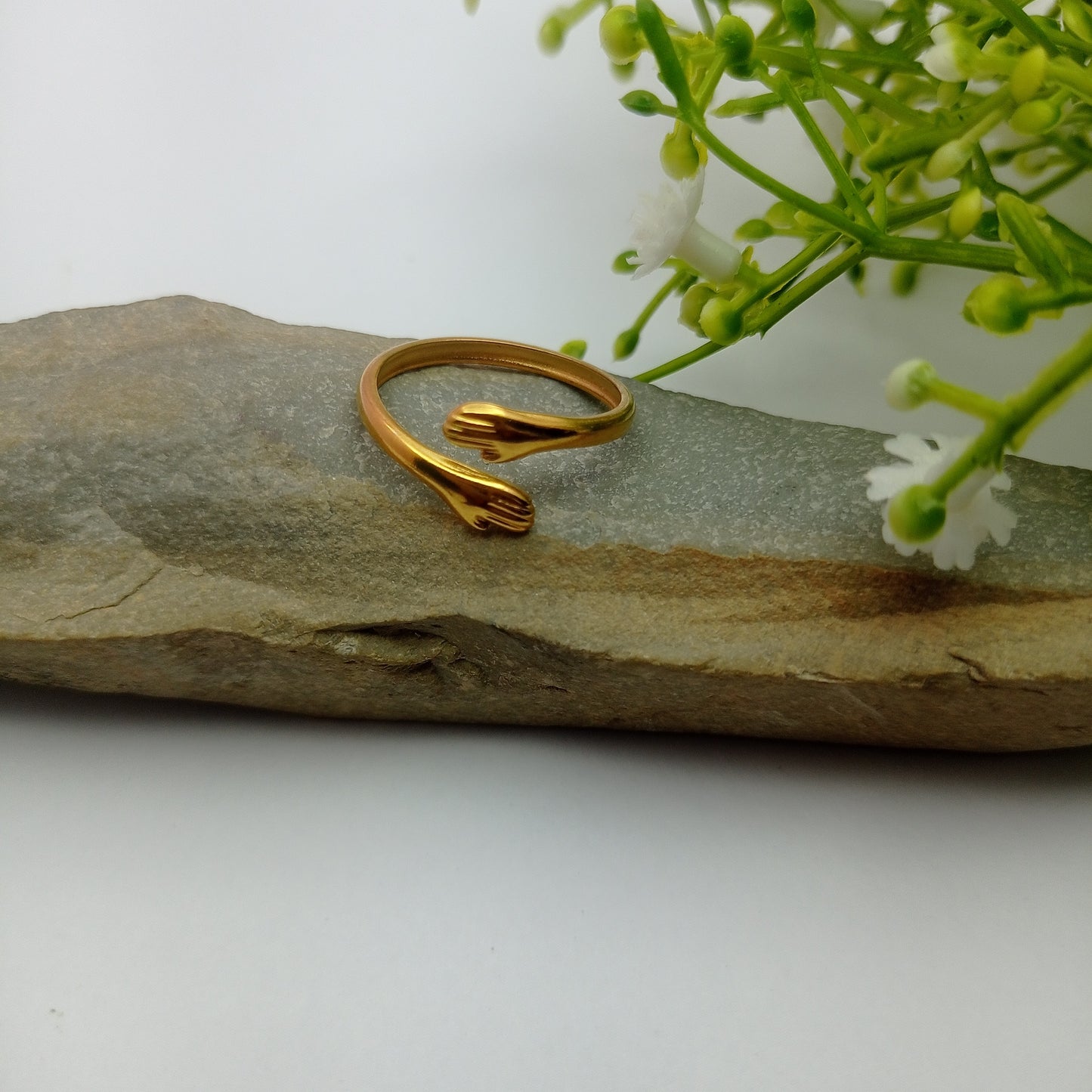 Hug Adjustable Ring – Minimal Hug Adjustable Ring for Women