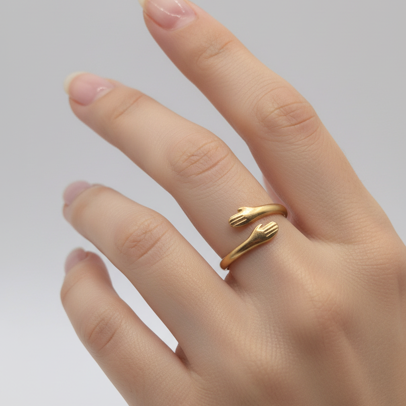 Hug Adjustable Ring