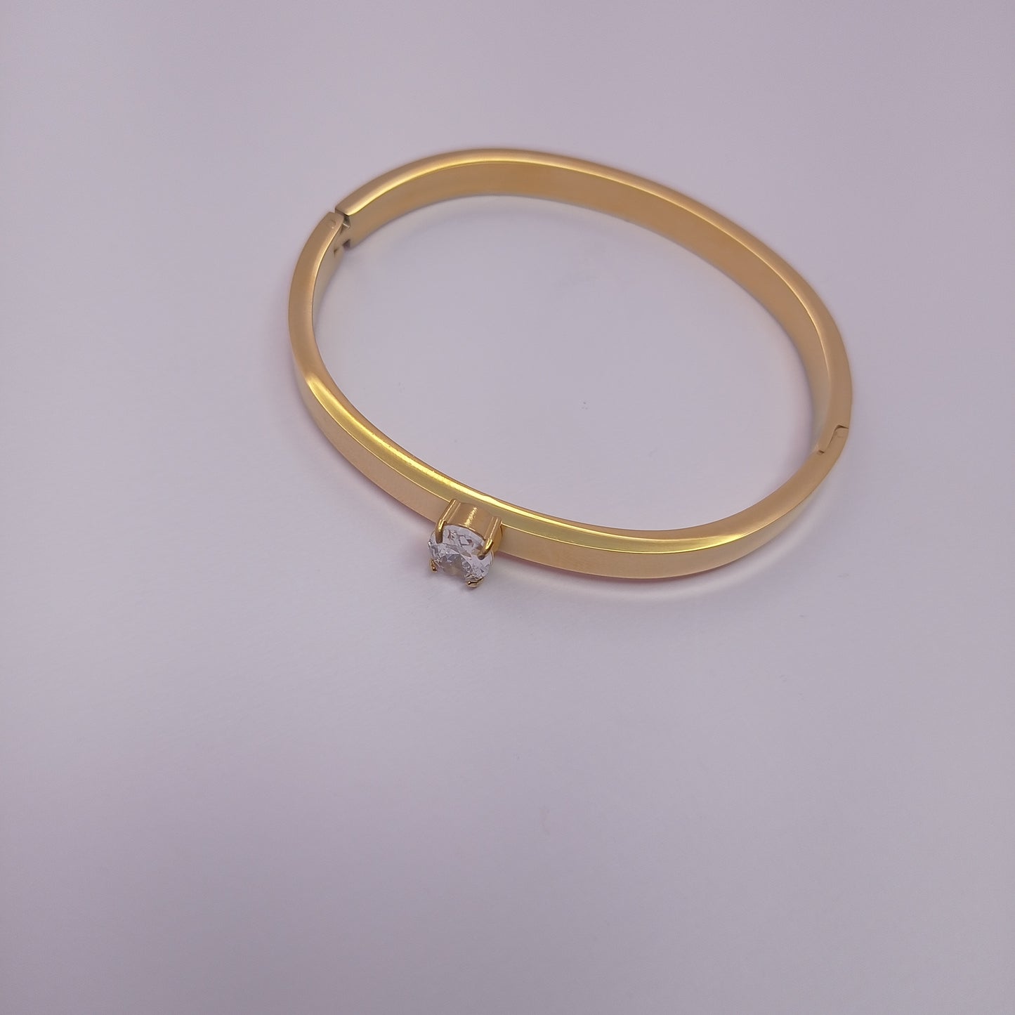 Water Drop Bangle – Minimal Gold-Plated Water Drop Crystal Bangle