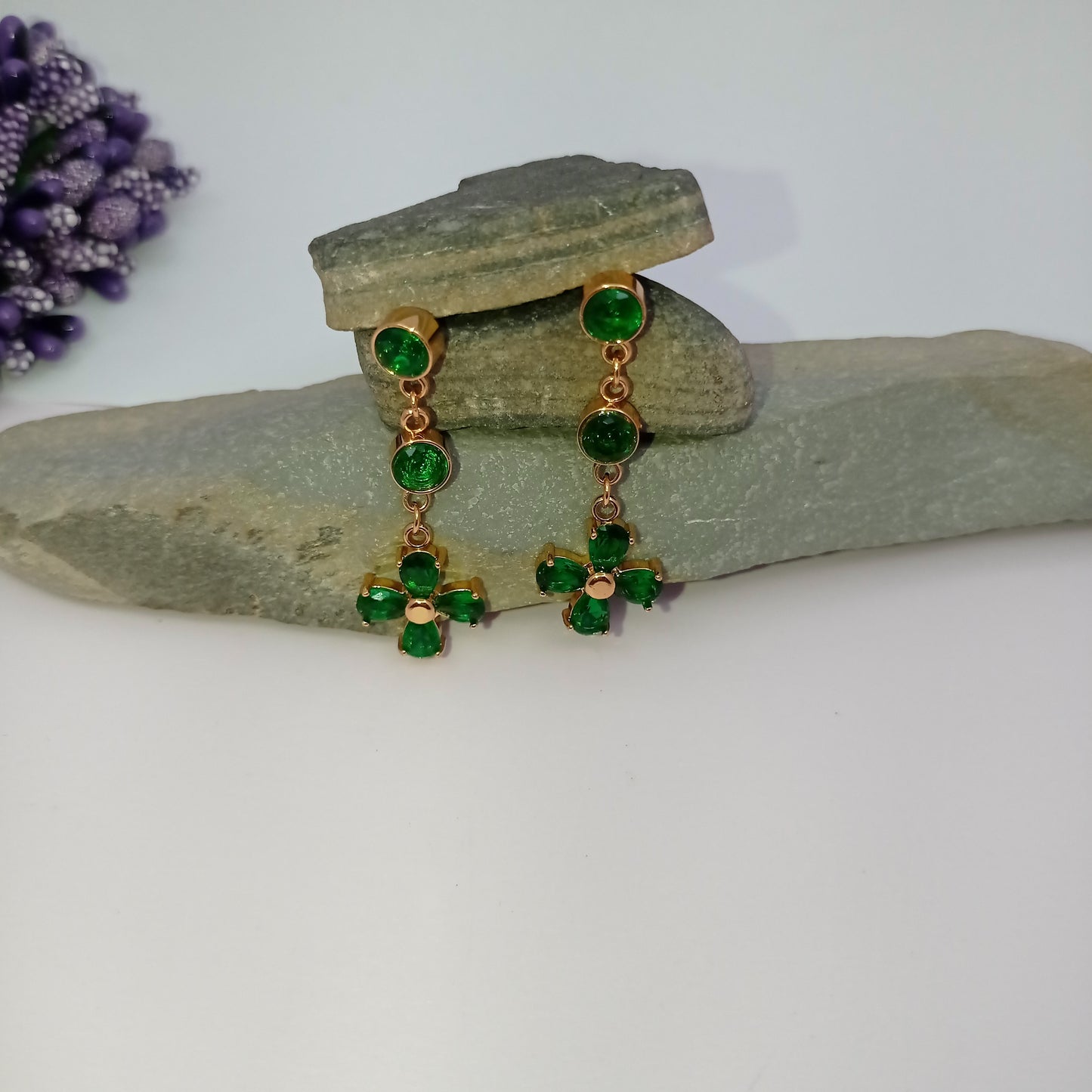 Emerald Clover Earring