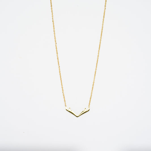 Elegant Deer Horn Pendant Chain